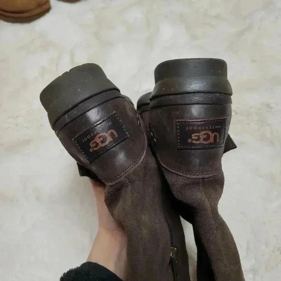 UGG Australia Tupelo Dark Brown Leather Moto Riding Boots Women Sz 6 Waterproof - Picture 3 of 9